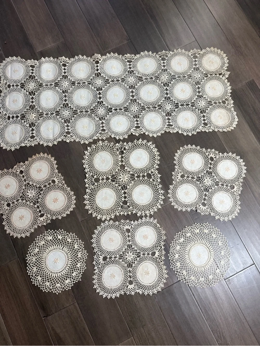 Vintage Handmade Cream Crochet Doily Table Runner, placemats & decorative rounds